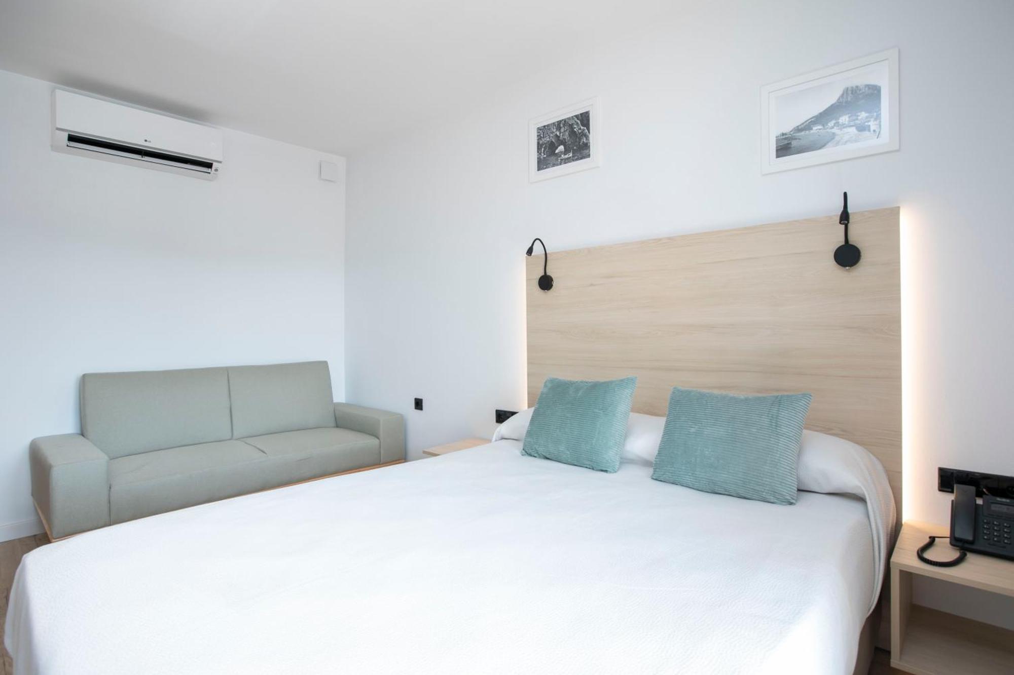 Hotel Coral Boutique By Gaiarooms L'Estartit Exterior foto