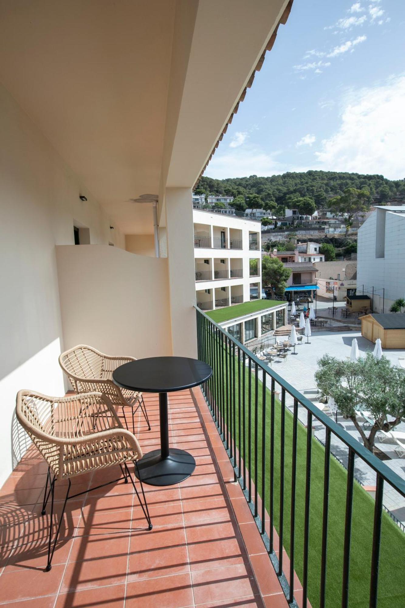 Hotel Coral Boutique By Gaiarooms L'Estartit Exterior foto